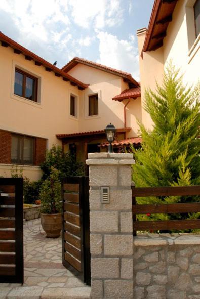 Dryas Guesthouse Polydrossos Exterior foto